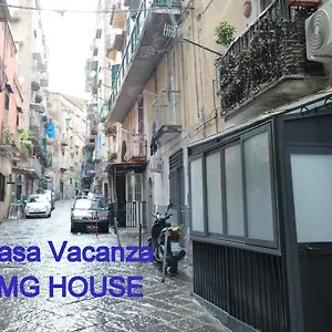 Mg House , Napoli Italia